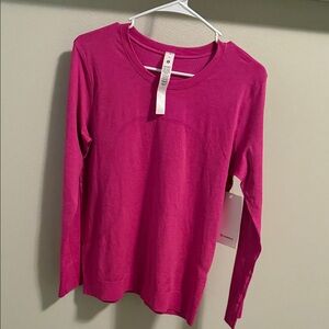BNWT Lululemon Swiftly Relaxed Long Sleeve POW POW pink size 8 Hip